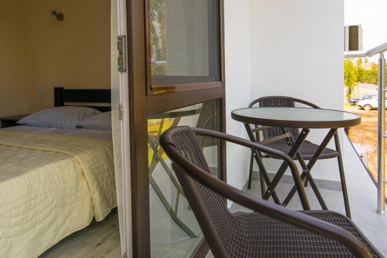 Reef Hotel Koblevo Bagian luar foto