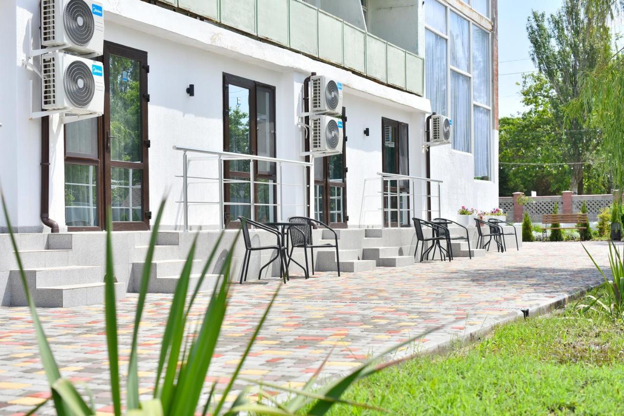 Reef Hotel Koblevo Bagian luar foto