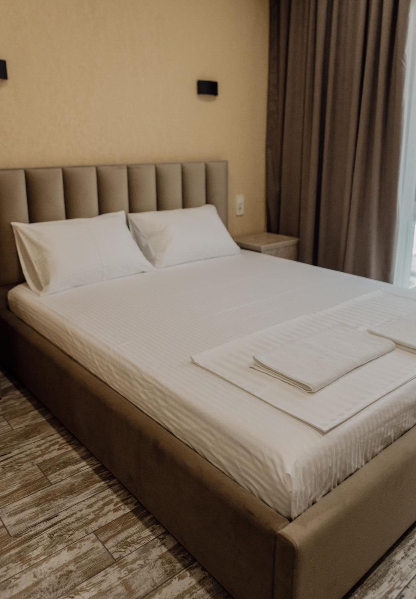 Reef Hotel Koblevo Bagian luar foto