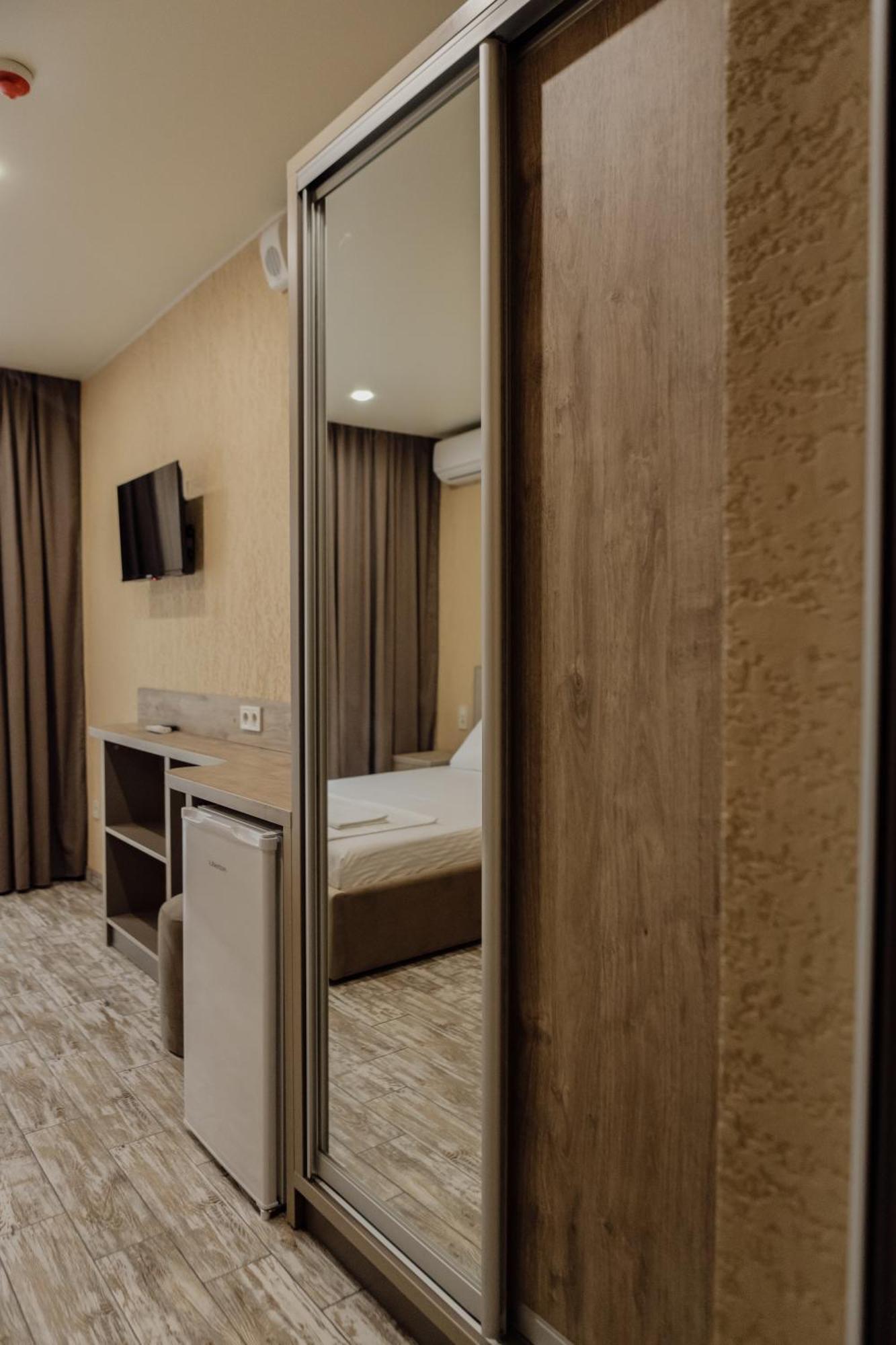 Reef Hotel Koblevo Bagian luar foto
